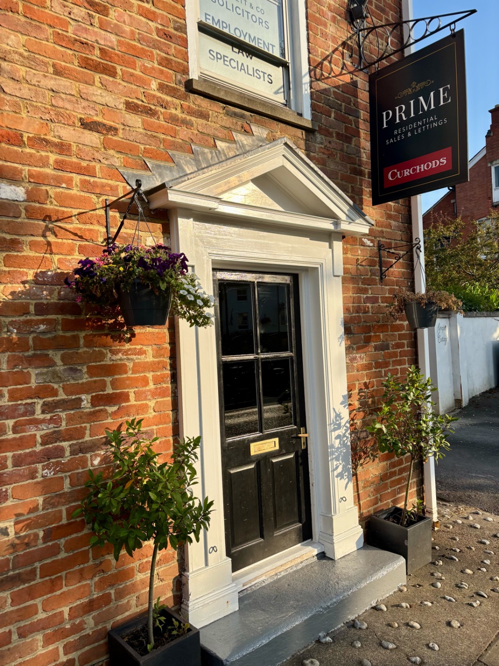curchods estate agents, Esher