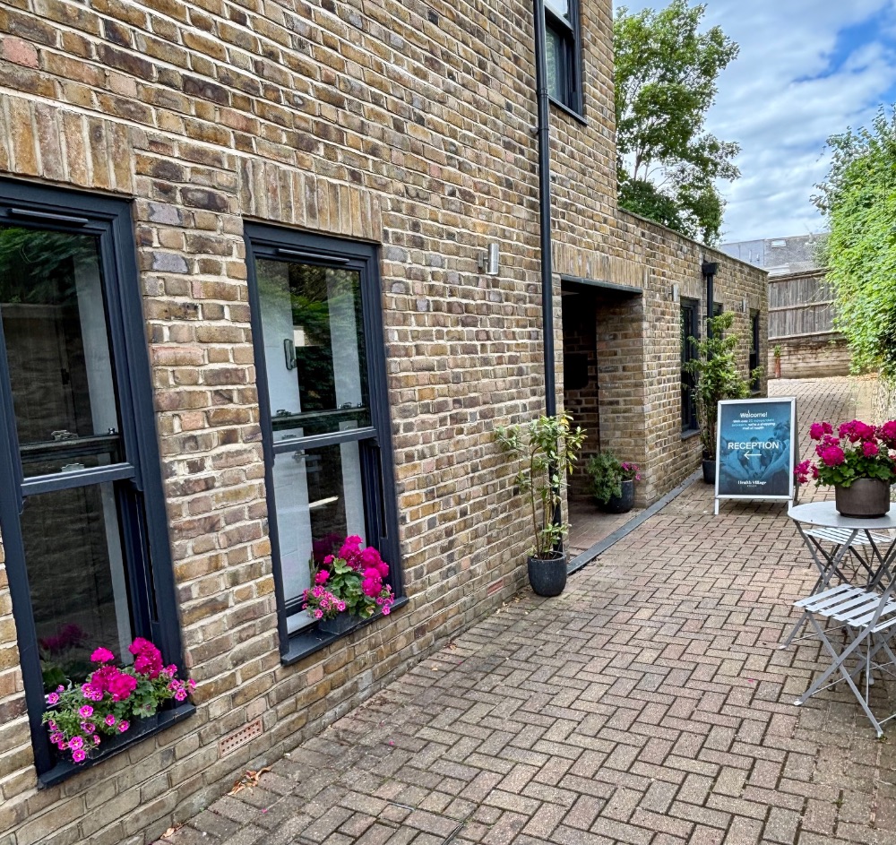 health village esher, Esher