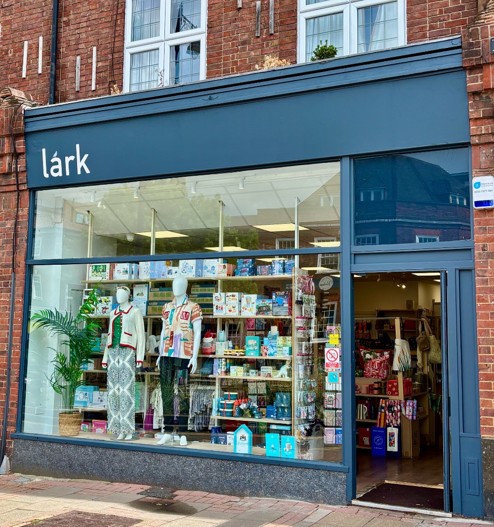 Lark, Esher
