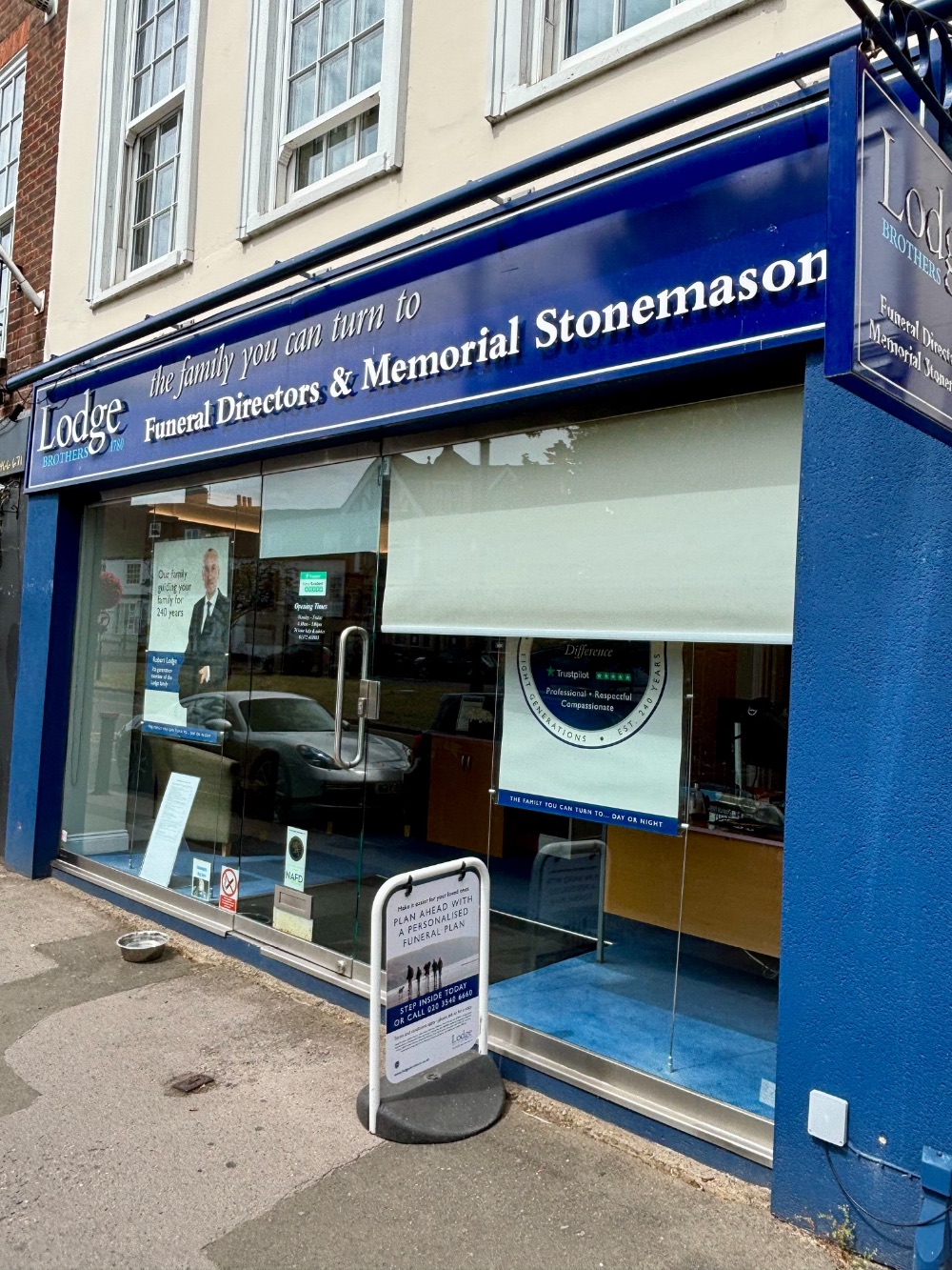 lodge brothers funerals, Esher
