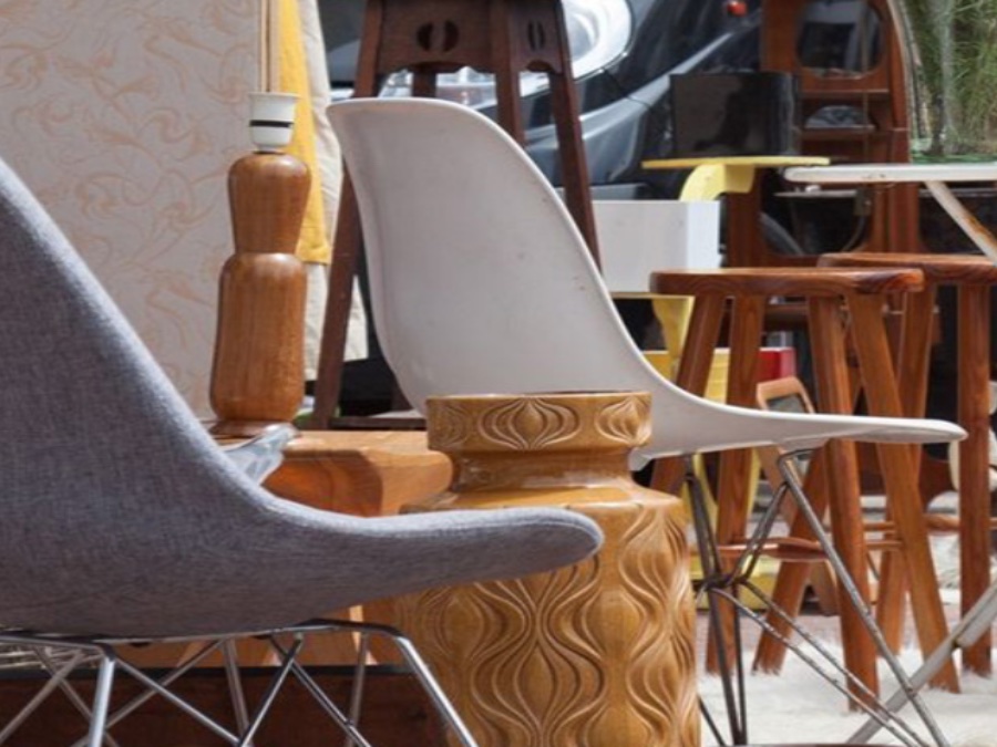 Sandown Antiques Fair, Sandown Park