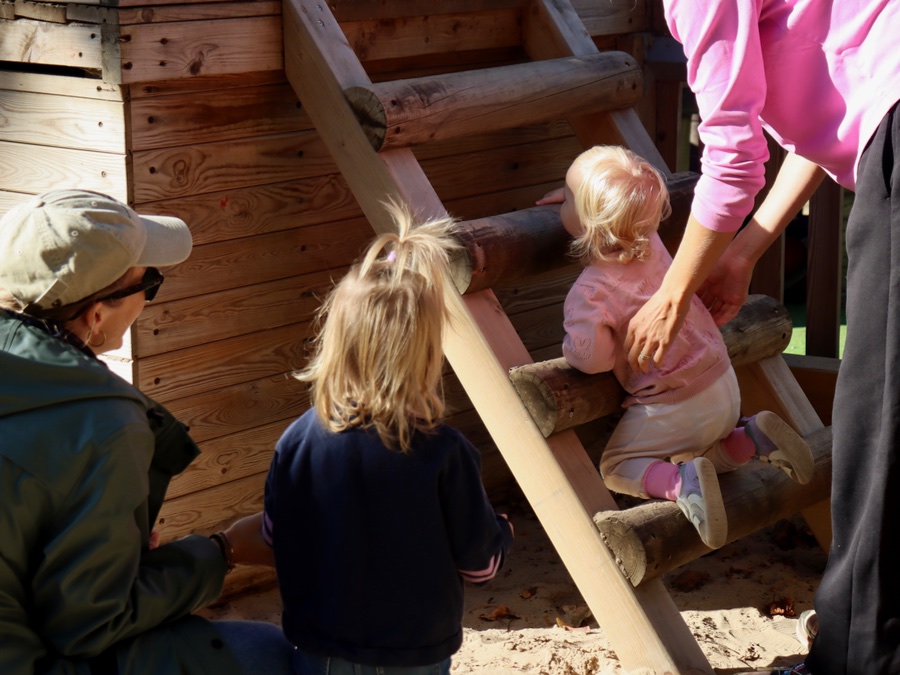 Claremont Playgroup: Little Fir Cones (free), Claremont Fan Court Nursery